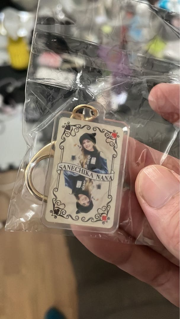 ななちゃらモデル　ダーツとキーホルダーセット