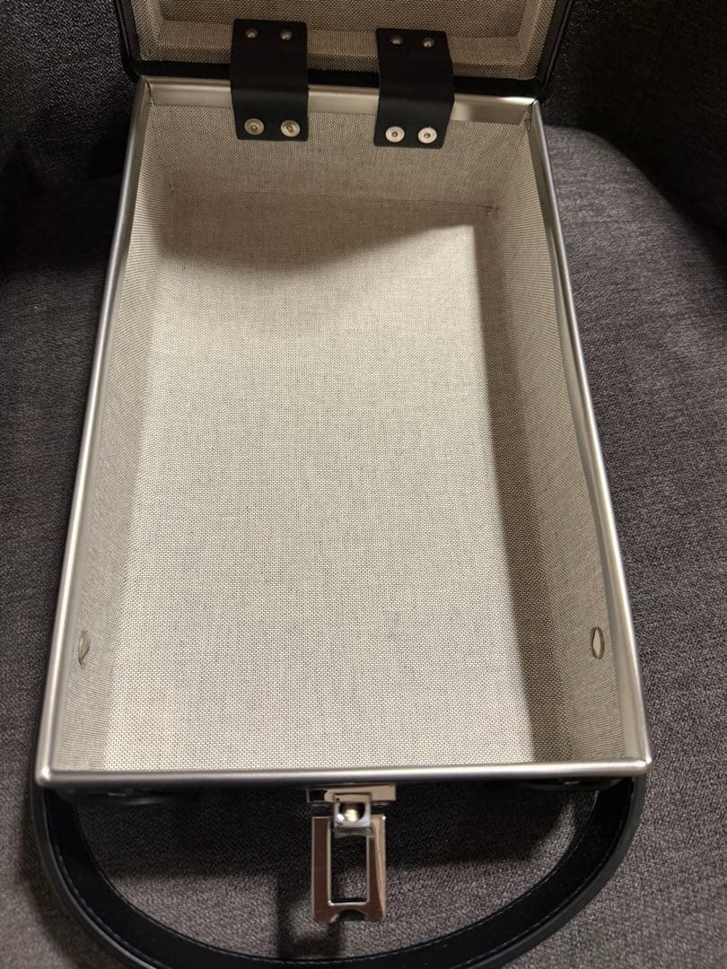 GLOBE TROTTER 【腕時計ケース】センテナリー