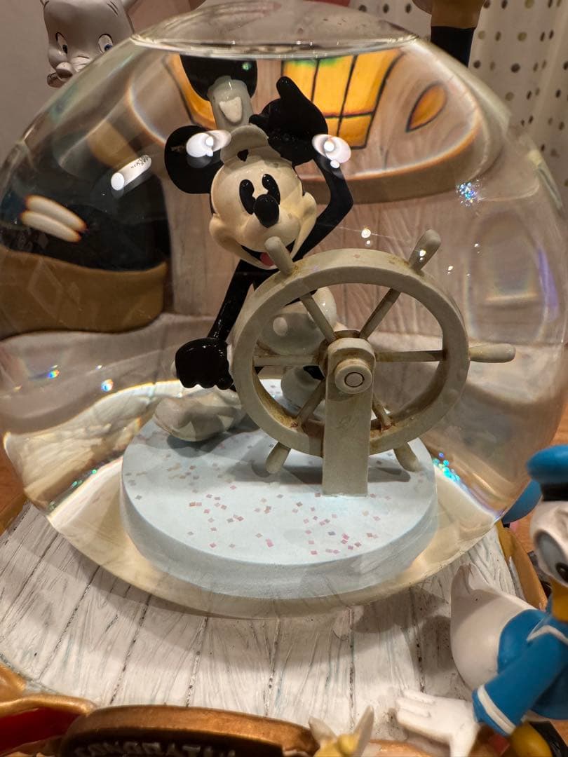 ディズニー　ミッキーマウス スノードーム 船型　オルゴール　Disney