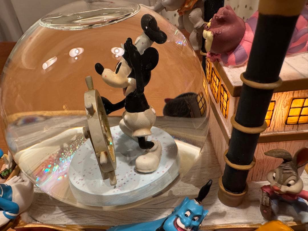 ディズニー　ミッキーマウス スノードーム 船型　オルゴール　Disney