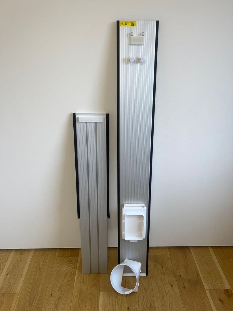 アイリスオーヤマ　ロング窓パネル