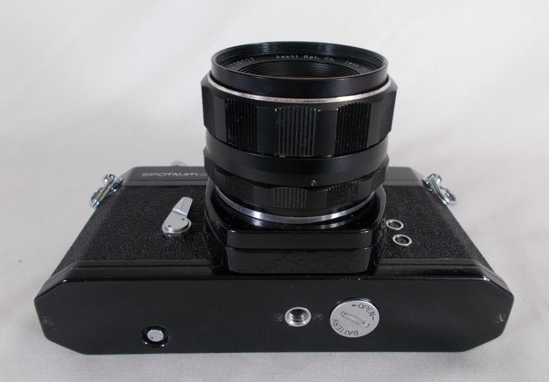 フィルムカメラ 整備済 完動品　 Pentax SP + f/1.8　P217