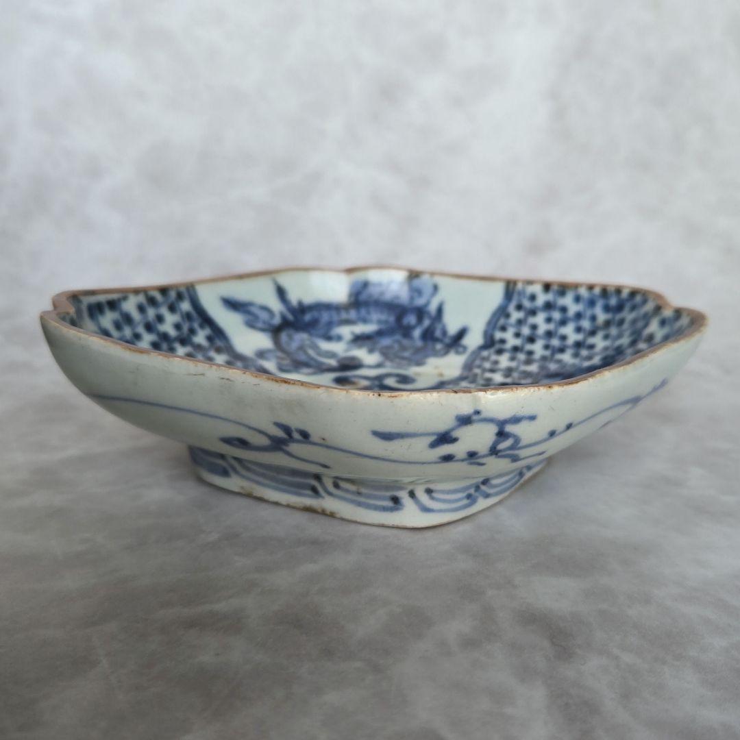 古伊万里　染付　変形皿　型紙摺　印判　龍　骨董　アンティーク　金直し　金継ぎ