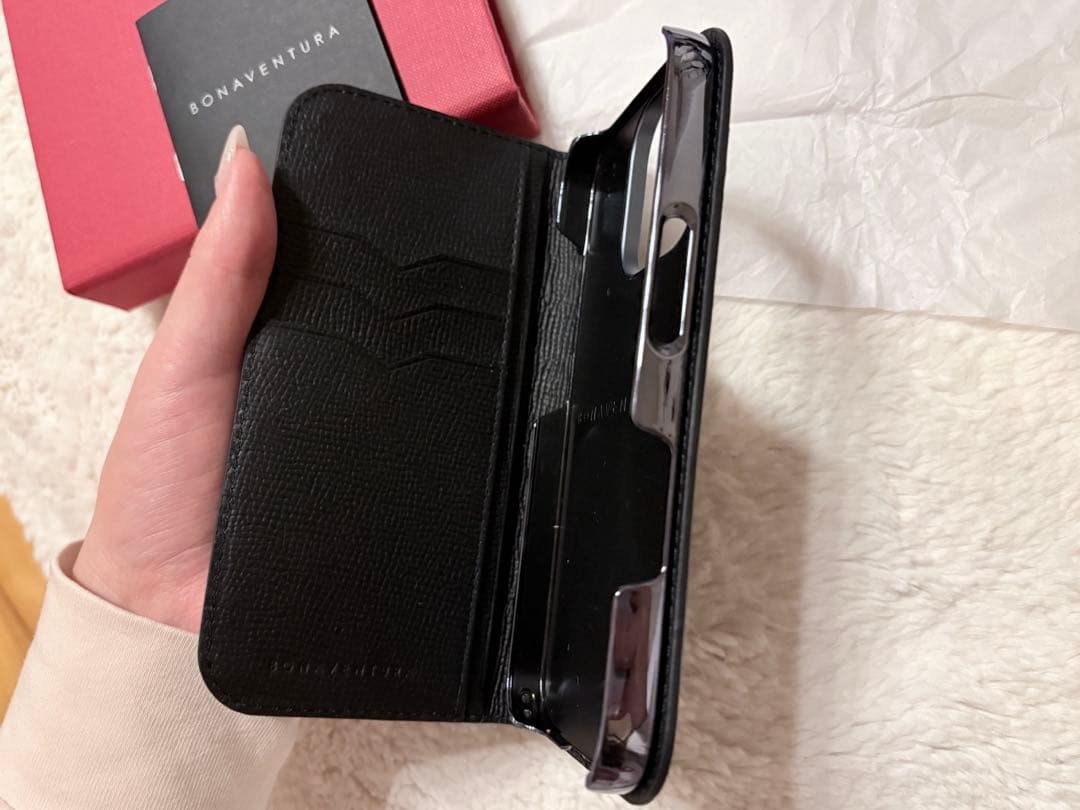 【新品未使用】BONAVENTURA iPhone16pro 手帳型ケース 黒
