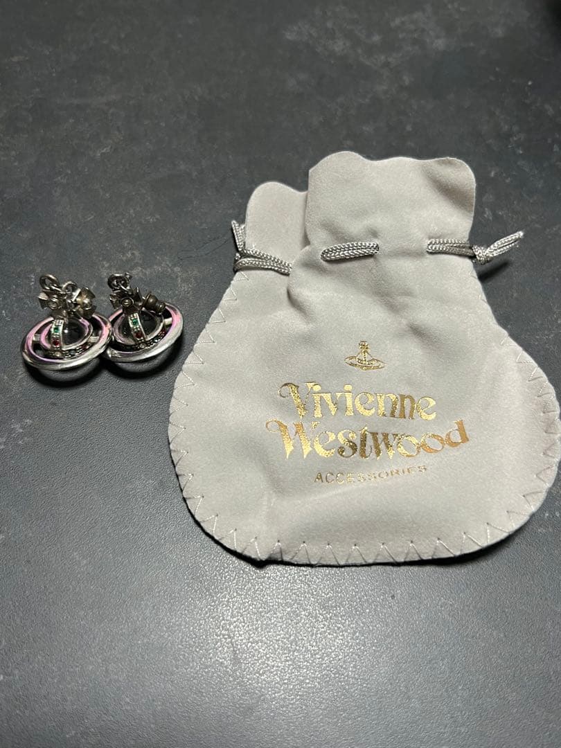 Vivienne Westwood 旧型タイニーオーブ ピアス