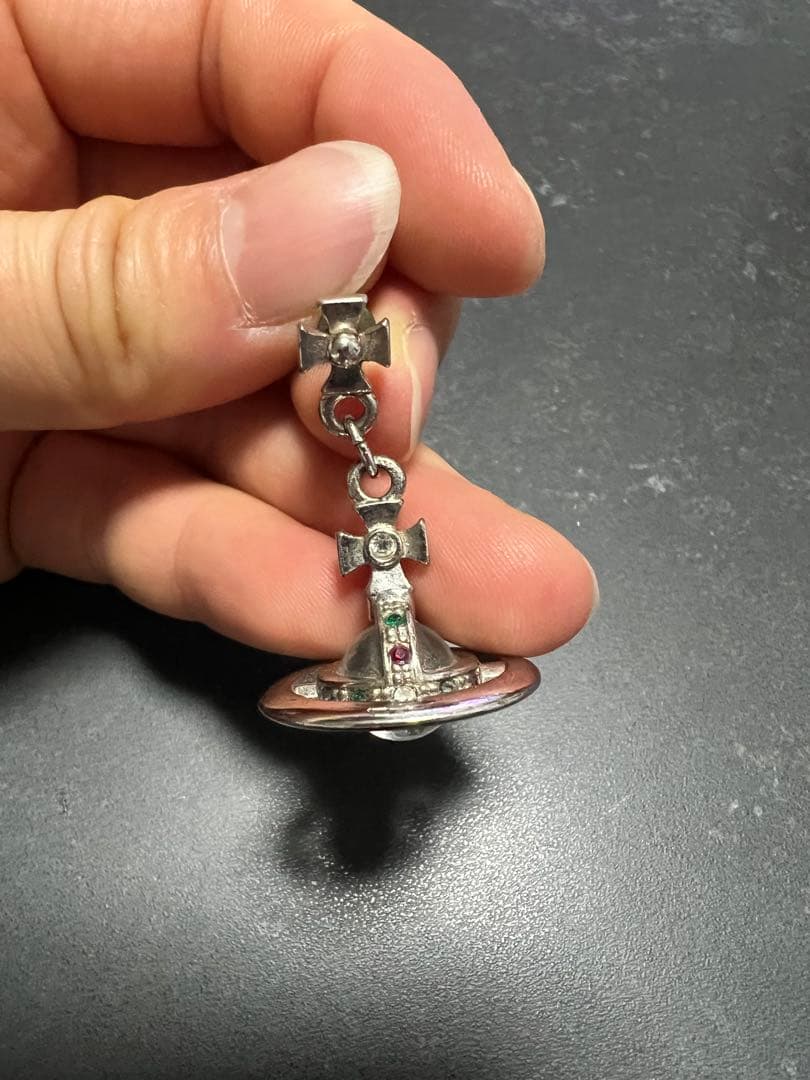 Vivienne Westwood 旧型タイニーオーブ ピアス