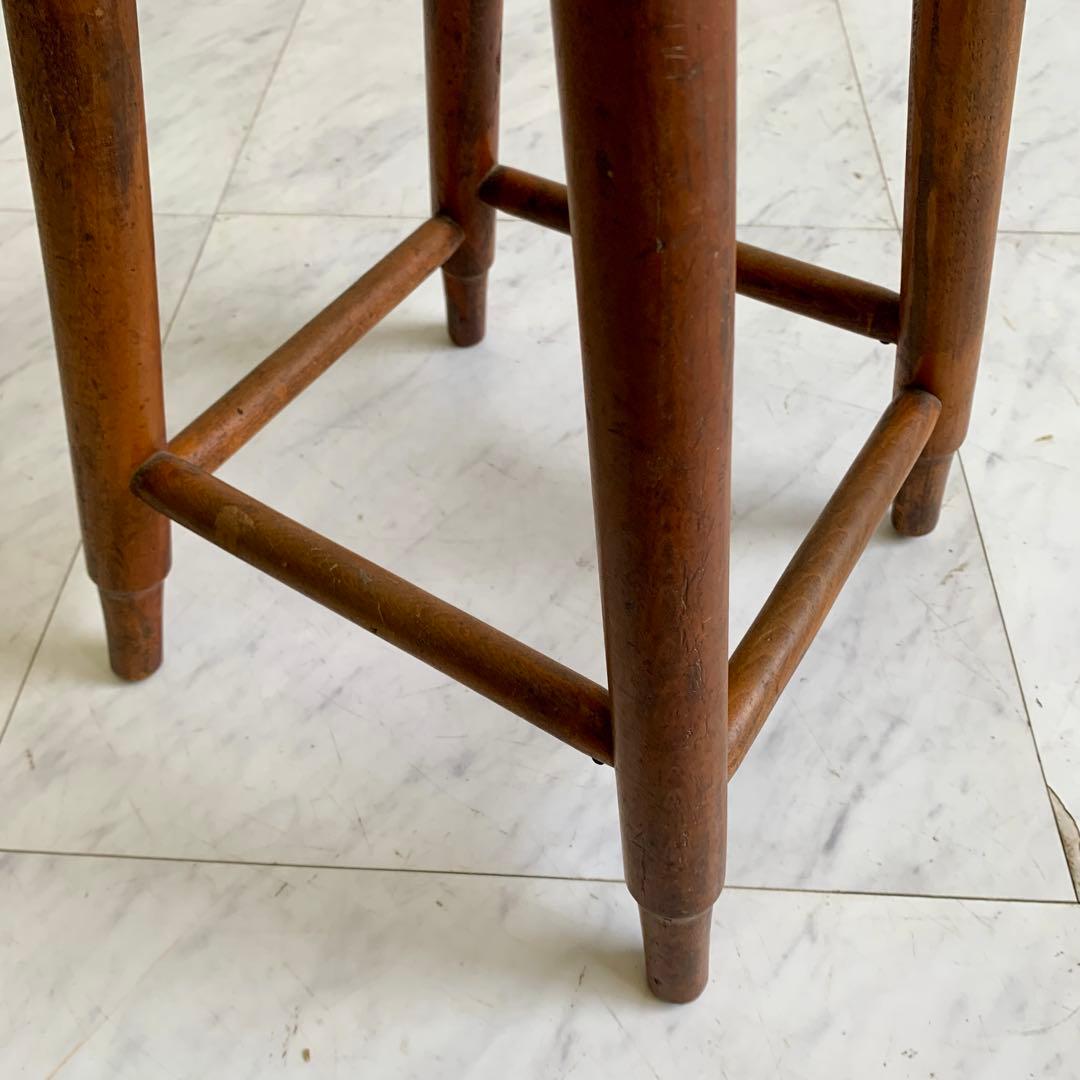 レトロな丸スツール 木製シンプルスツール 昭和レトロ