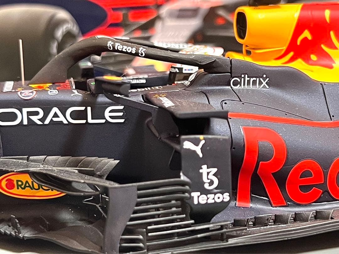 スパーク　ホンダ　レッドブルレーシング　ミニカー