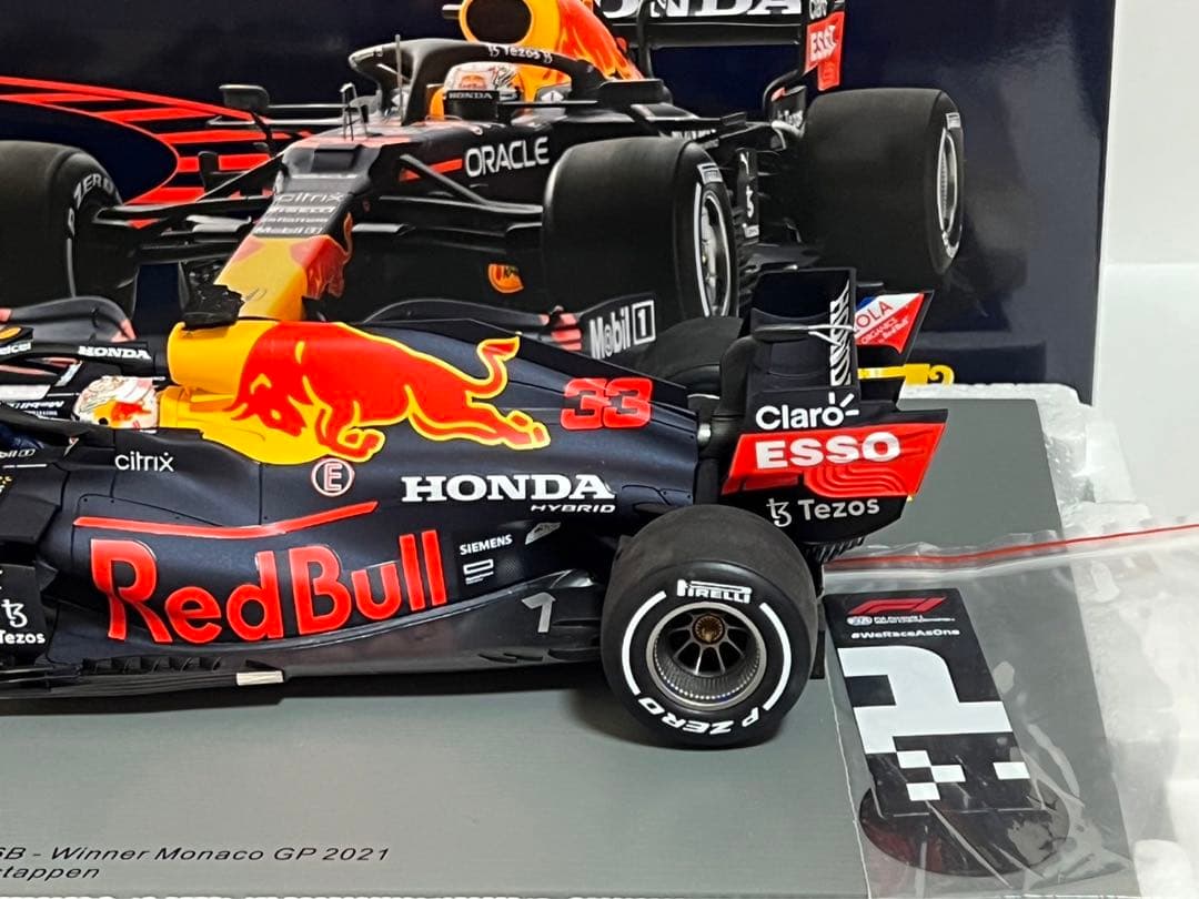 スパーク　ホンダ　レッドブルレーシング　ミニカー