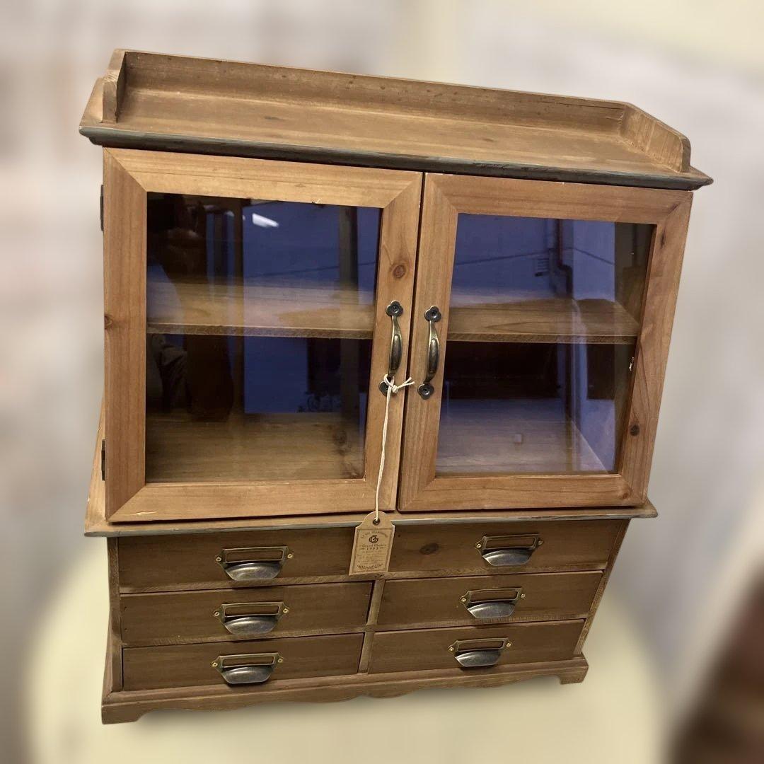 マニー グランシュマン 木製アンティーク風キャビネット ガラス2枚扉 引き出し6