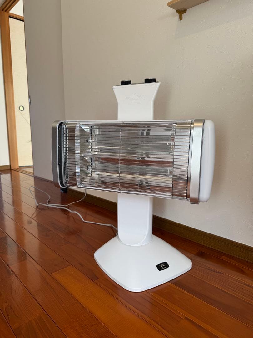 アラジン 遠赤グラファイトヒーターホワイト AEH-2G10AJ(W)2021年
