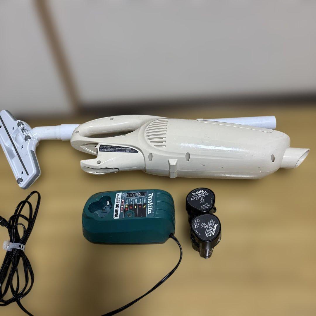 マキタ スティッククリーナー CL-102D本体 充電器付き