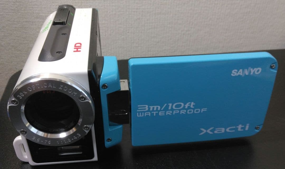 D*在様 [防水]SANYO サンヨー Xacti DMX-WH1E (キャップ