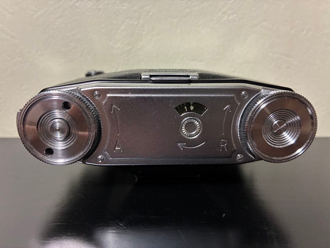 Carl Zeissコンテッサ35(CONTESSA35)テッサー45/2.8