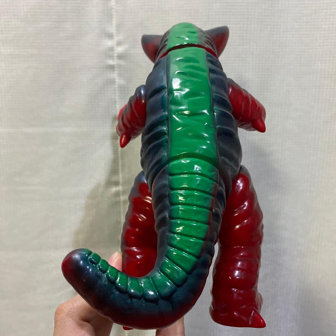 マーミット　ゴモラ