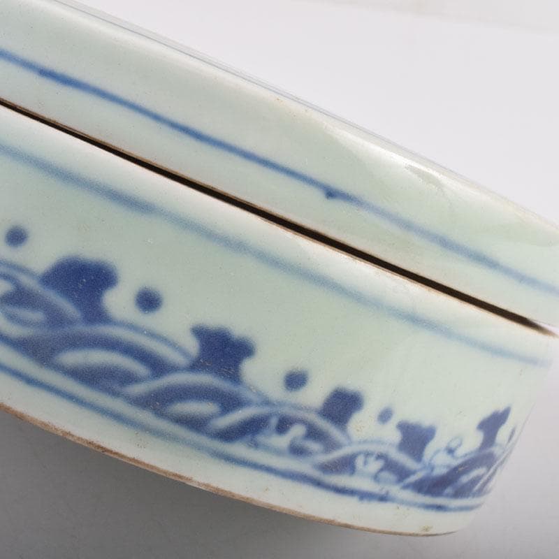 中国　書道具　青花　山水文　円式陶硯　V　8477