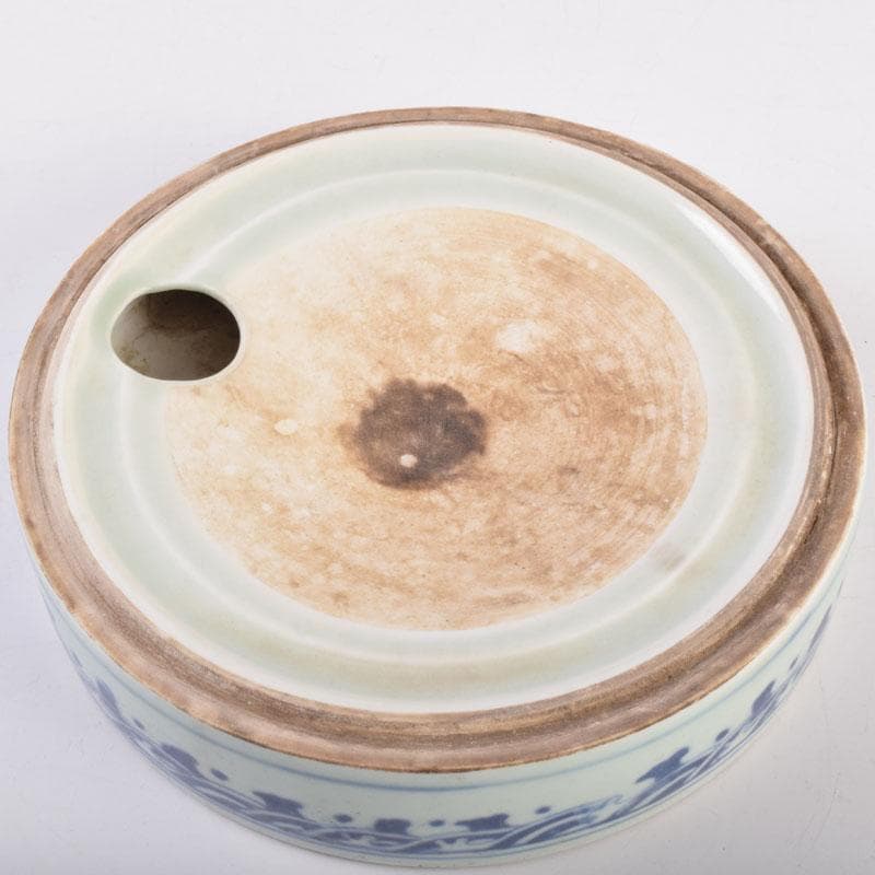 中国　書道具　青花　山水文　円式陶硯　V　8477