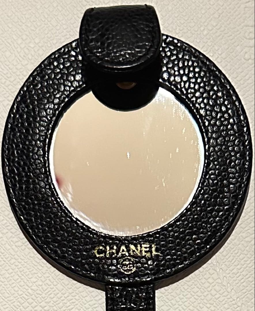 CHANEL キャビアスキン　コンパクトミラー正規品