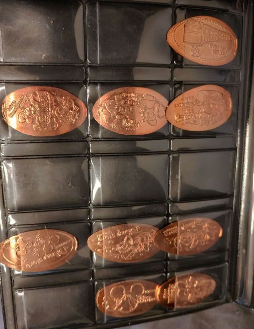 【最終値】【激レア】【閲覧数563】東京ディズニーリゾートメダル 2009コンプ