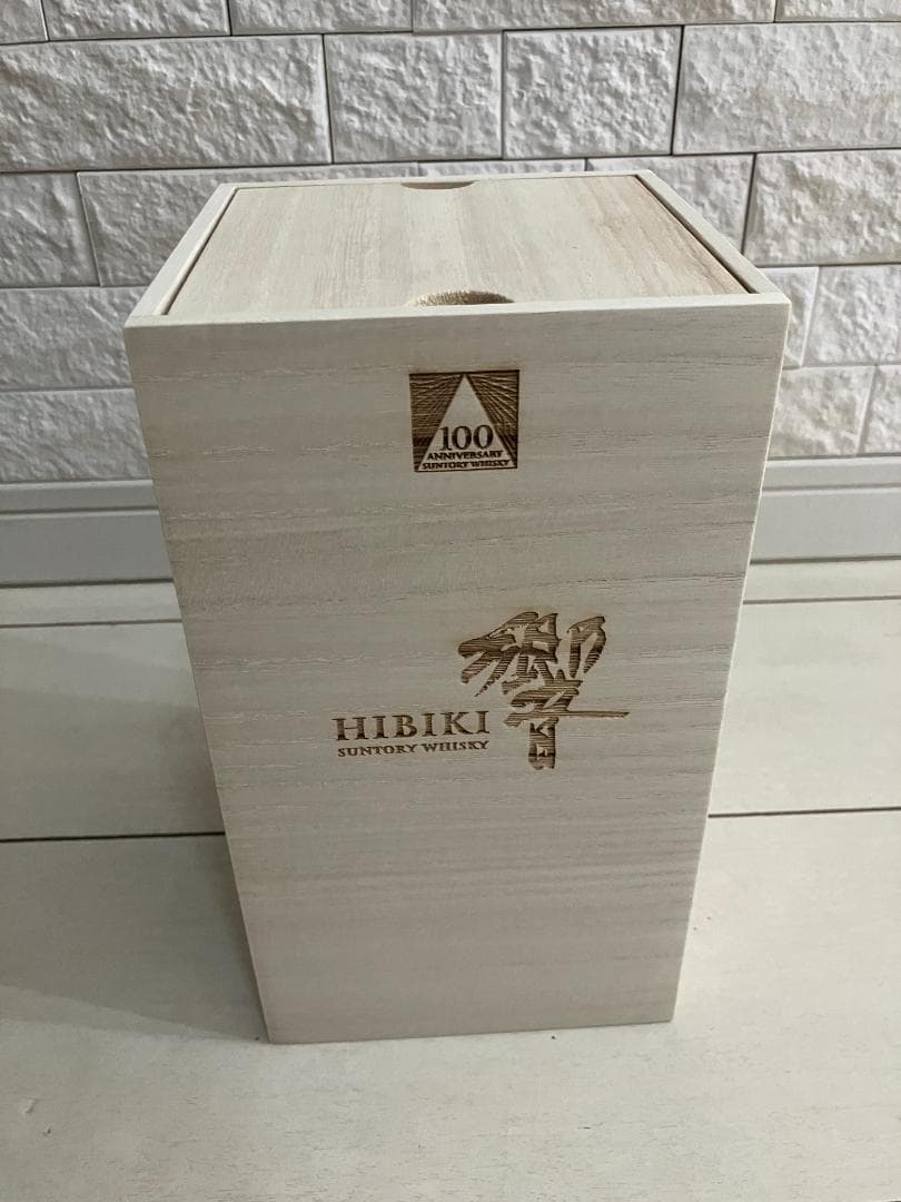 サントリーウイスキー響　100周年記念 Anniversary Blend