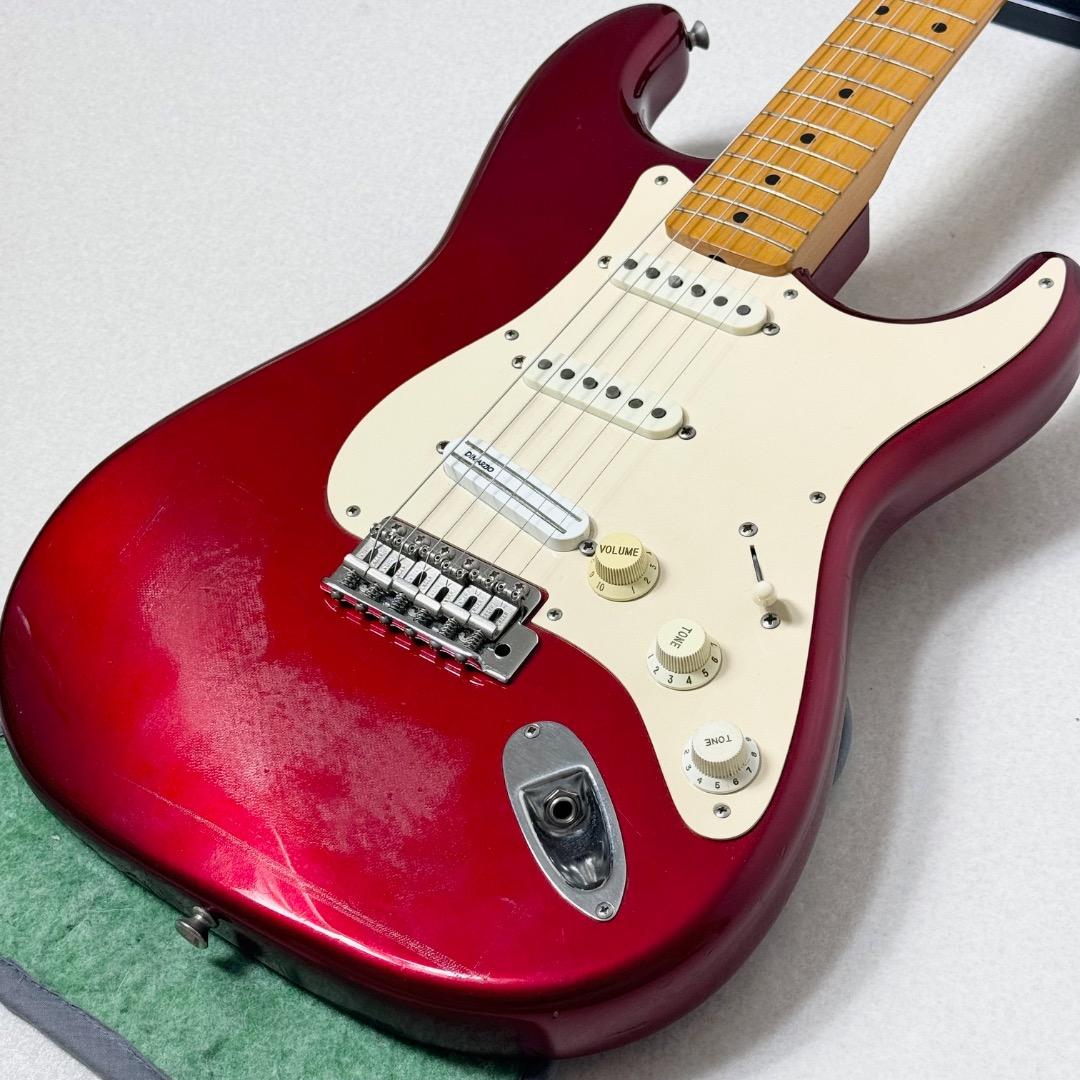 上位モデル Fender Japan ST57-95 ストラト ラッカー塗装
