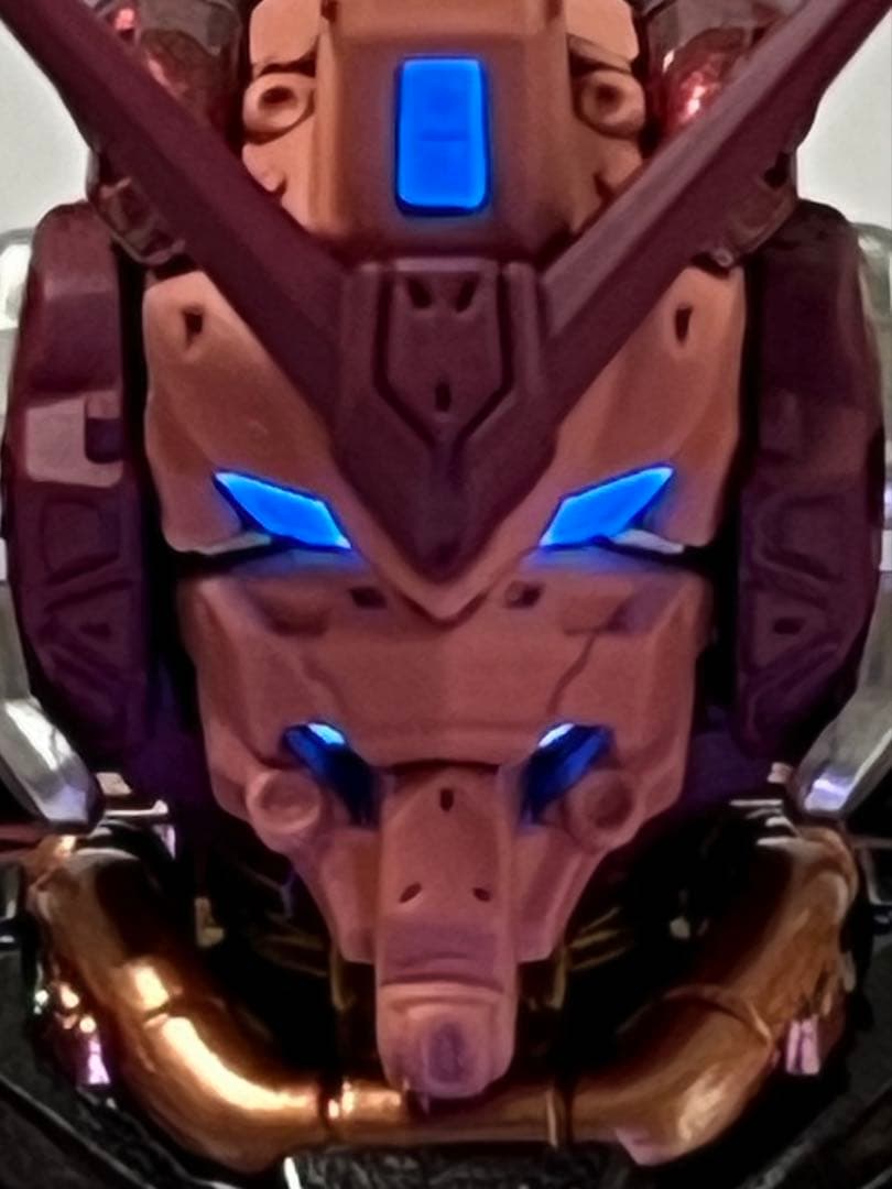 ガンプラ HG 1/144 赤いガンダム 塗装完成品