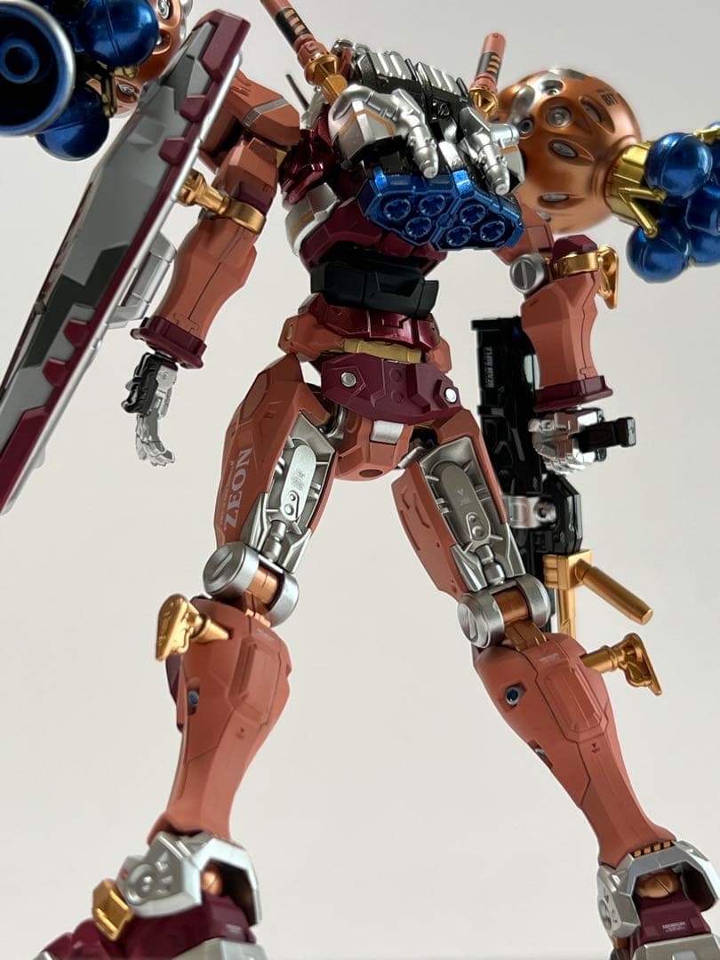 ガンプラ HG 1/144 赤いガンダム 塗装完成品