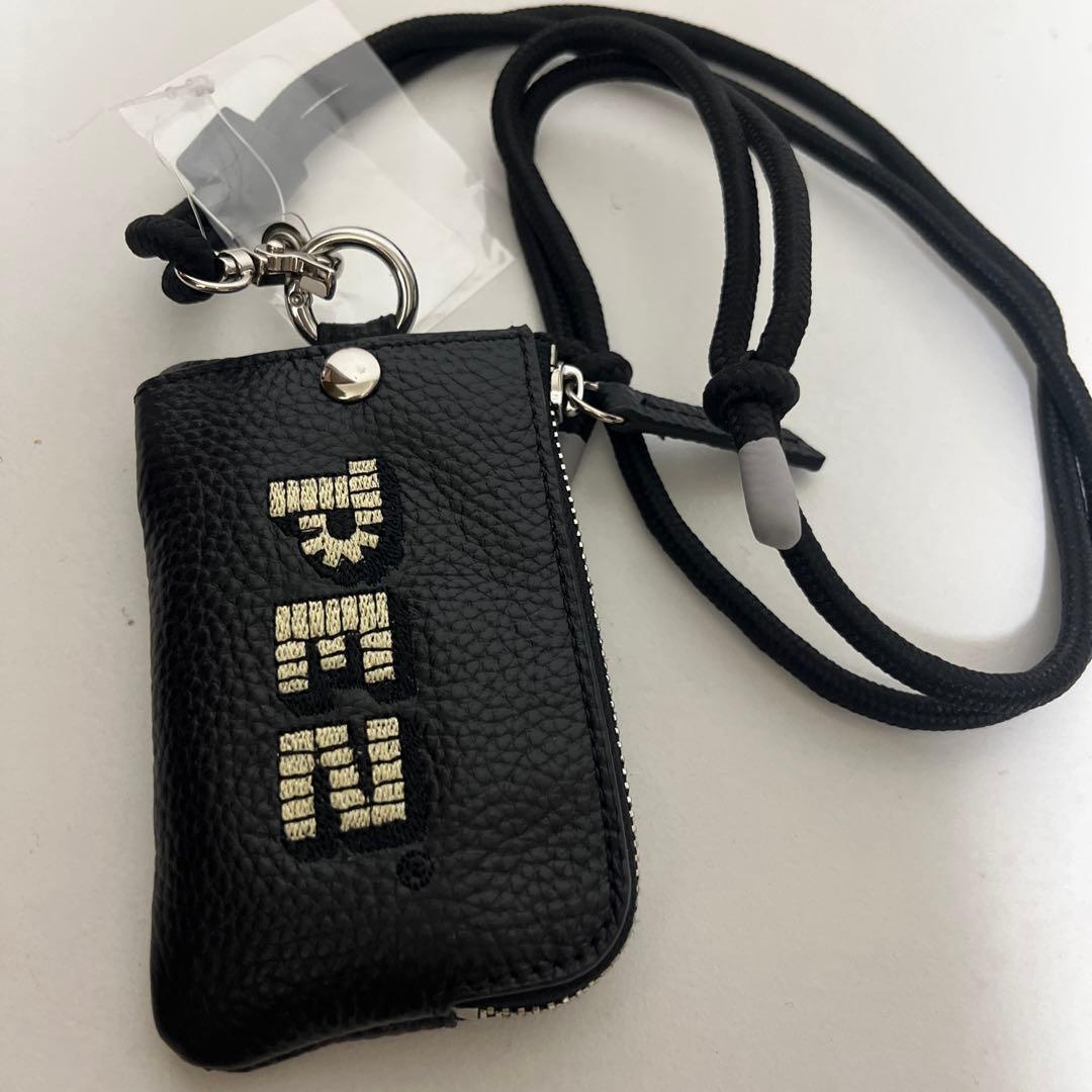 PEZ(ペッツ)スマホショルダー