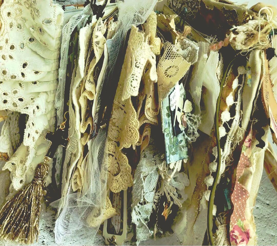 感謝セール❣️多種類染レースたっぷり『天使』ジャンクジャーナル雑記帳