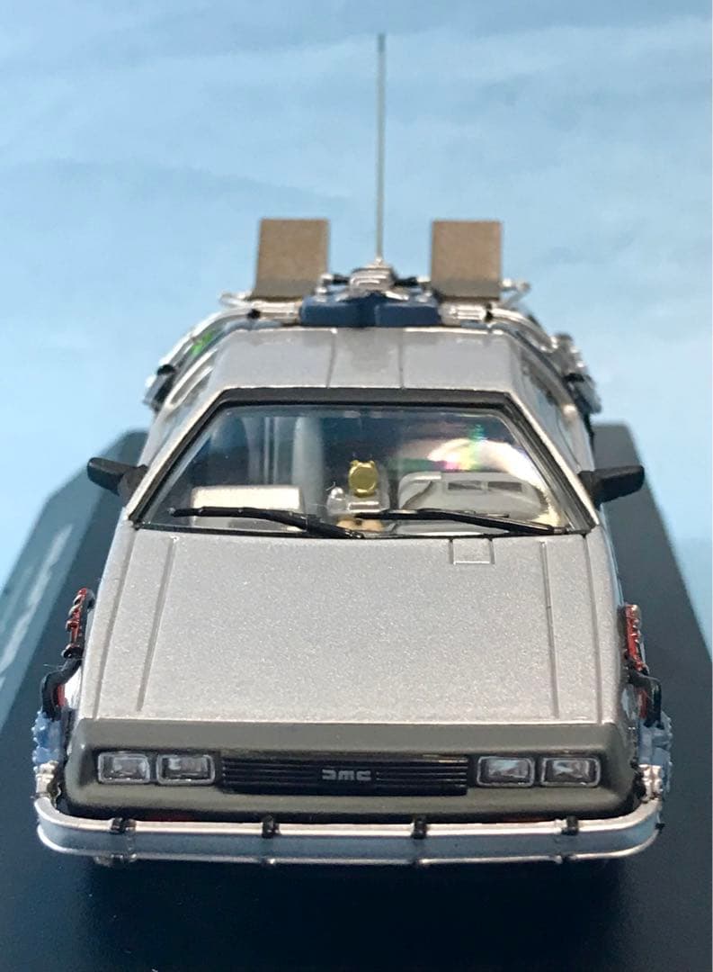 アオシマ スカイネット　バックトゥザフューチャー　デロリアン　1/43ミニカー