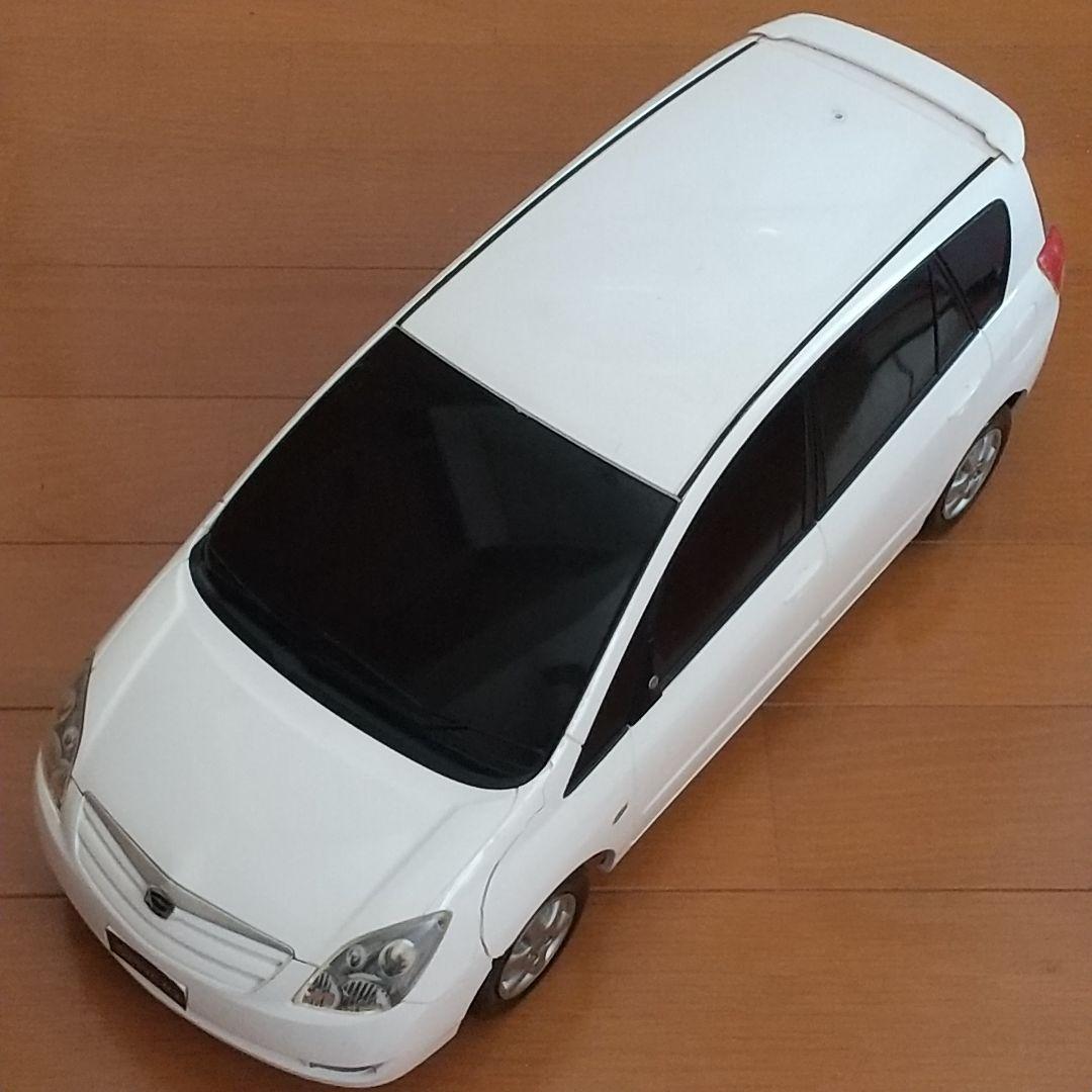 【極希少】トヨタ カローラスパシオ カラーサンプル ホワイト ディーラー非売品