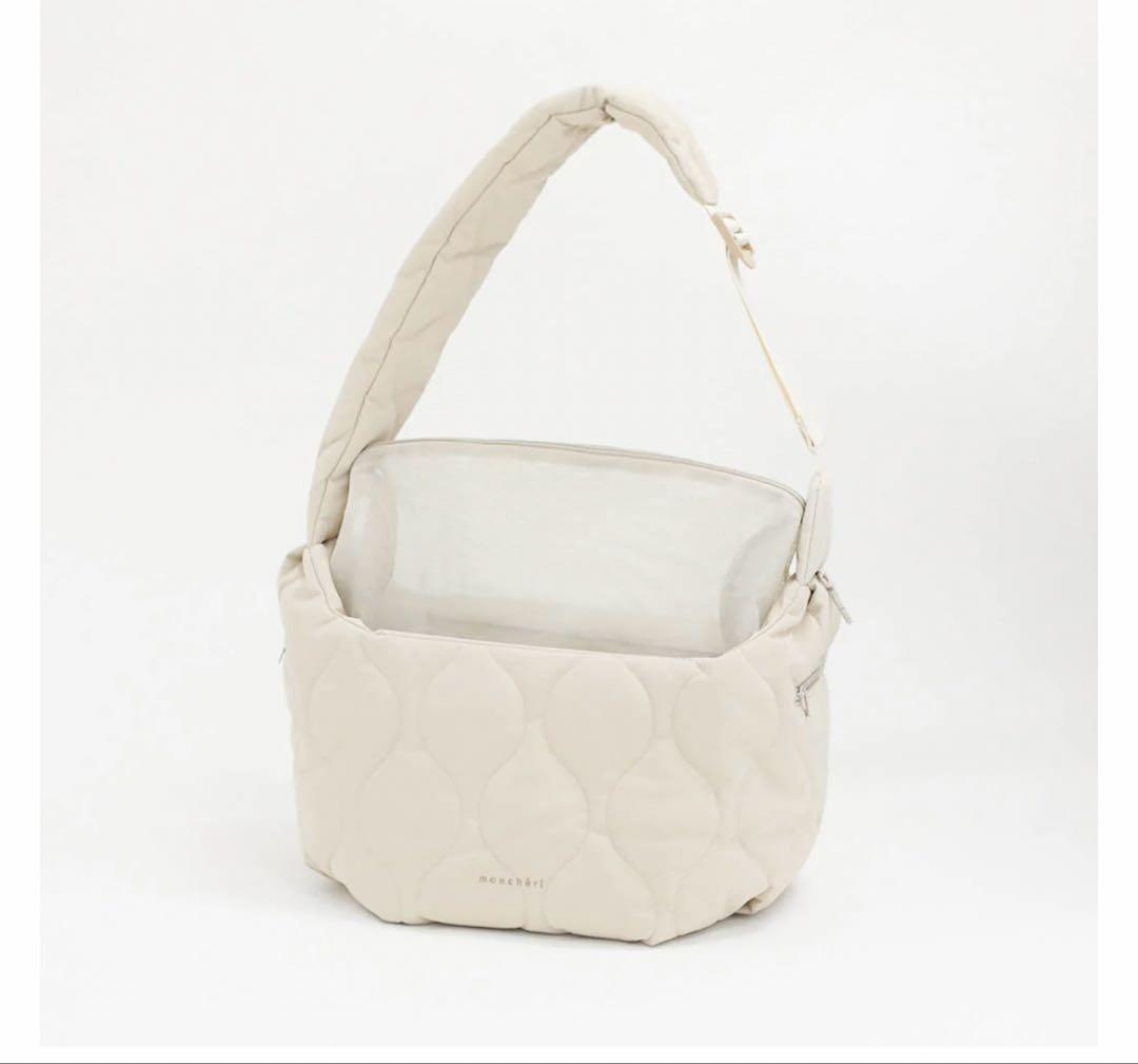 モンシェリ　キルティングコンパクトスリングバッグ