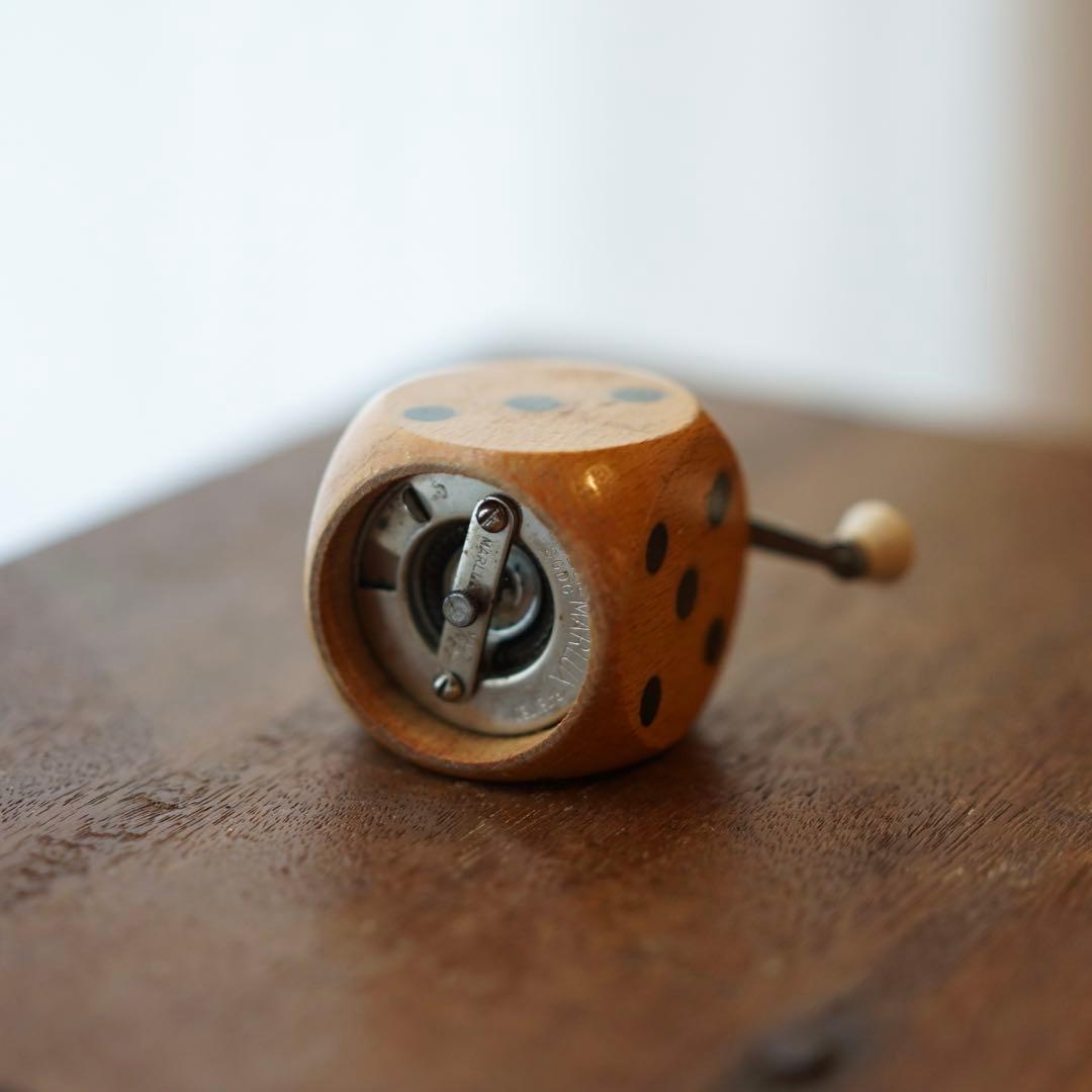 MARLUX社 ペッパーミル 胡椒挽き 木製 サイコロ（フランス）