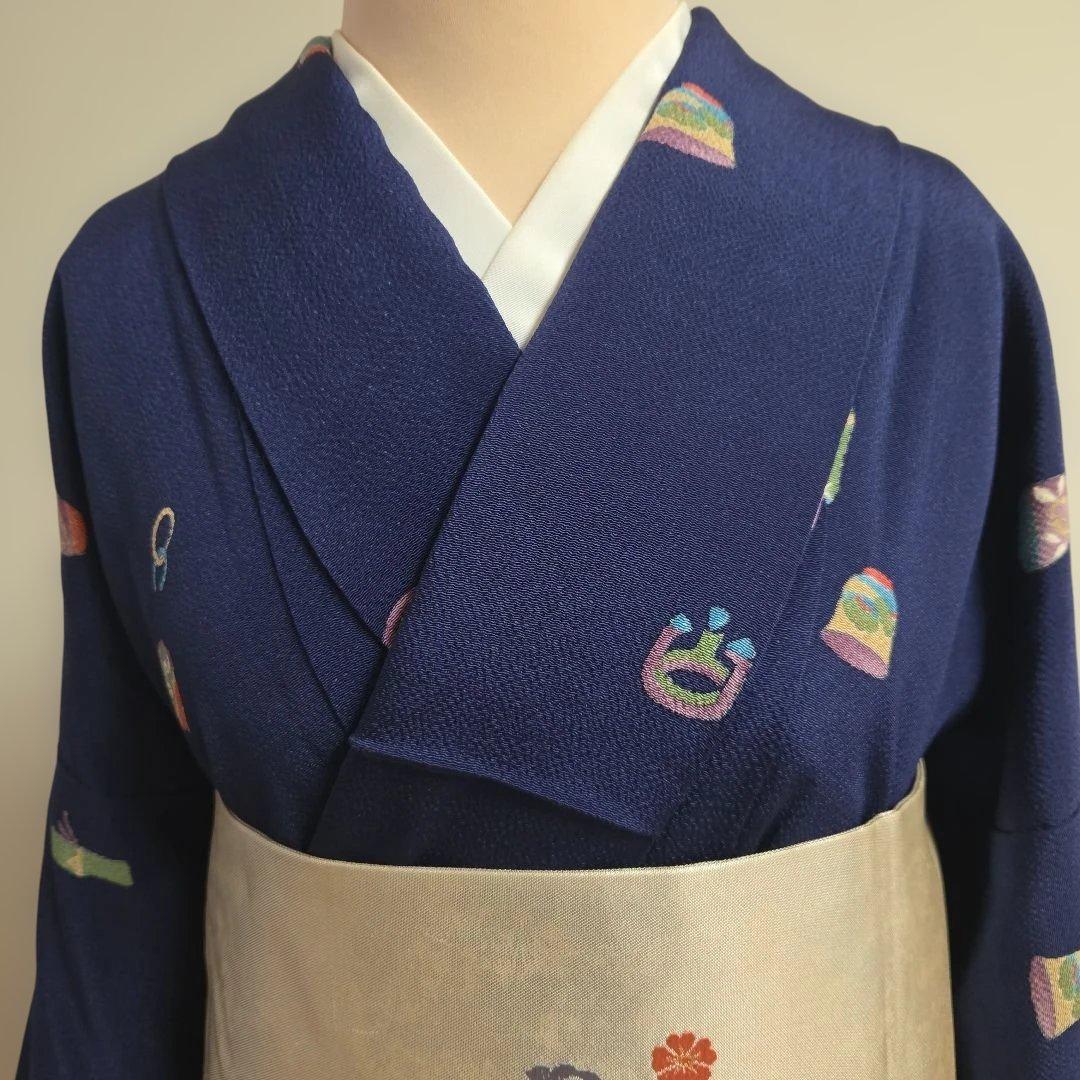 古代ちりめん小紋　紺地　茶道具飛び柄　6611