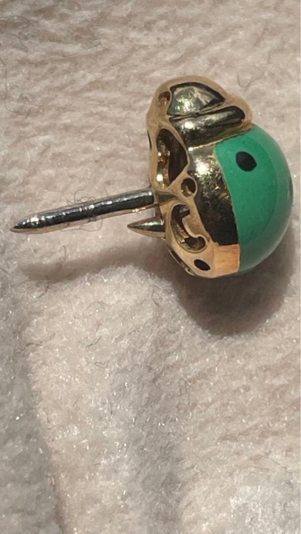 パスクワレブルーニ　K１８・エナメル　ピンブローチ　ネクタイピン　テントウムシ