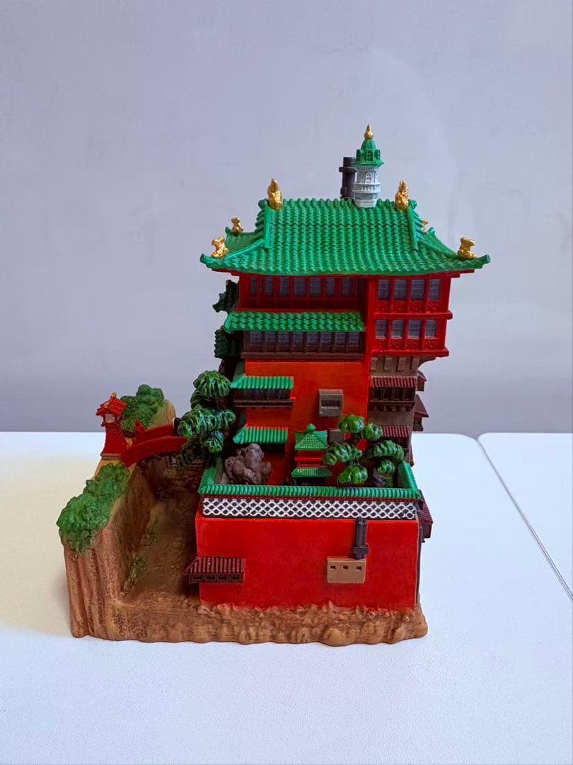 新商品　ジブリパーク限定　大倉庫　千と千尋　油屋　建物シリーズ