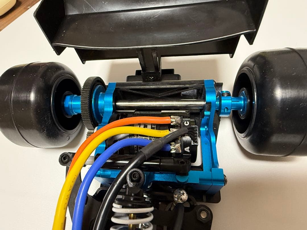 S*O様 Tamiya F2012 F104シャーシ 1/10 RCカー