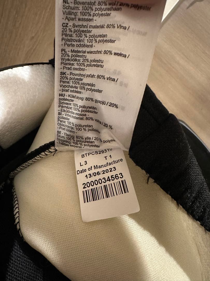 美品　純正VOLVO チャイルドシート　i-size ISOFIX対応