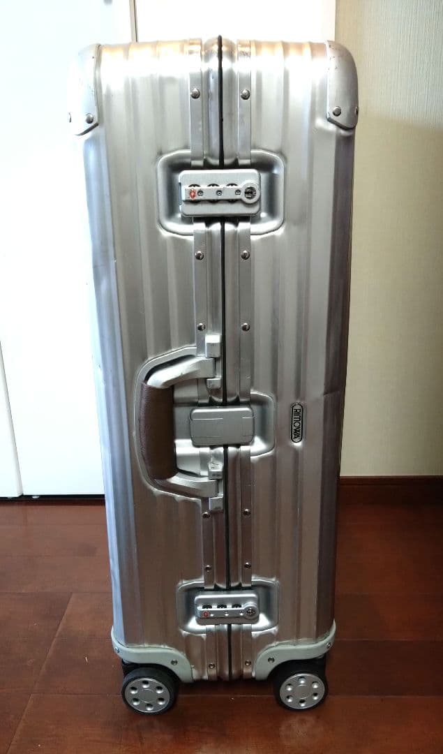 希少【RIMOWA✈️Lufthansa 　　　ダブルネーム】4輪　ケース