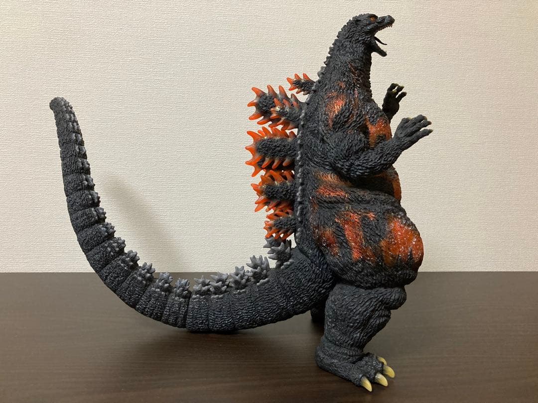 酒井ゆうじ造形コレクション　ゴジラ（1995） ラストシーン　ゴジラストア限定版