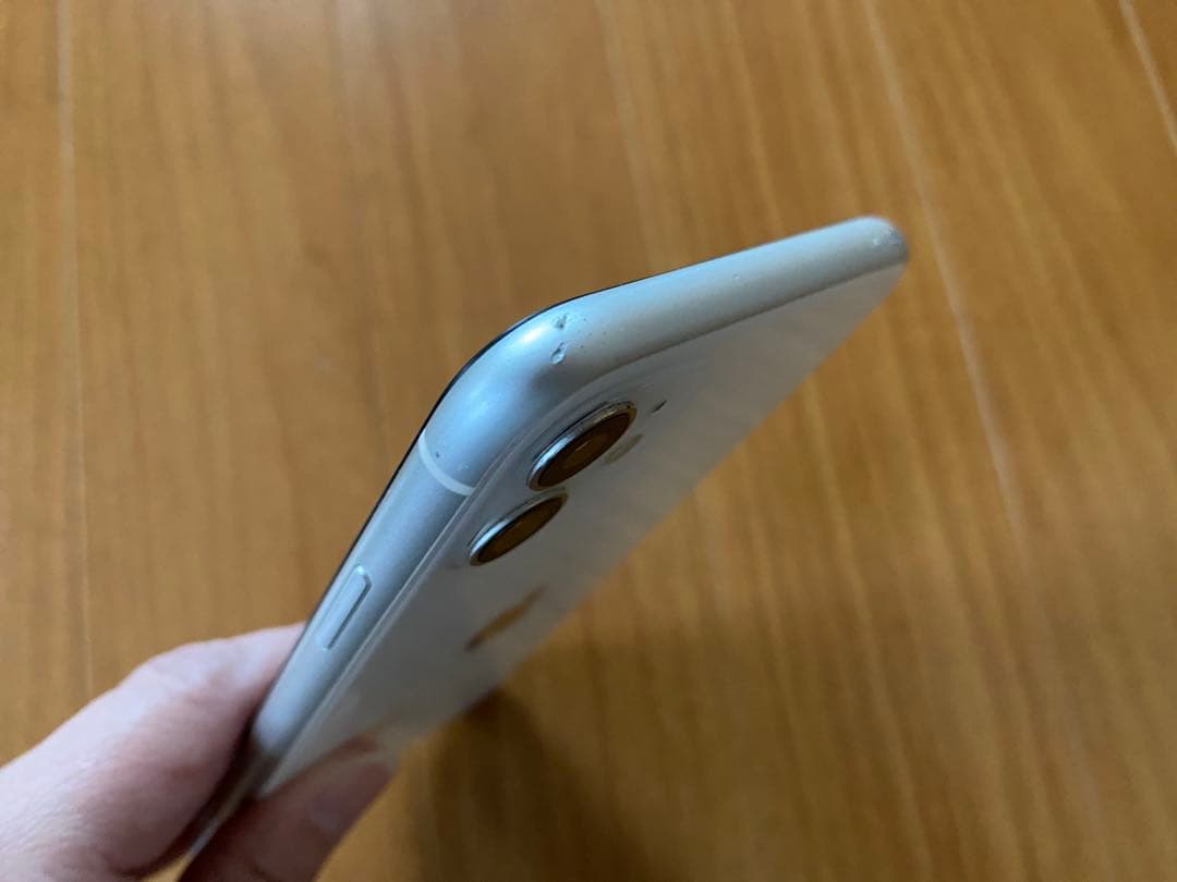 Apple iPhone 11 ホワイト 64GB