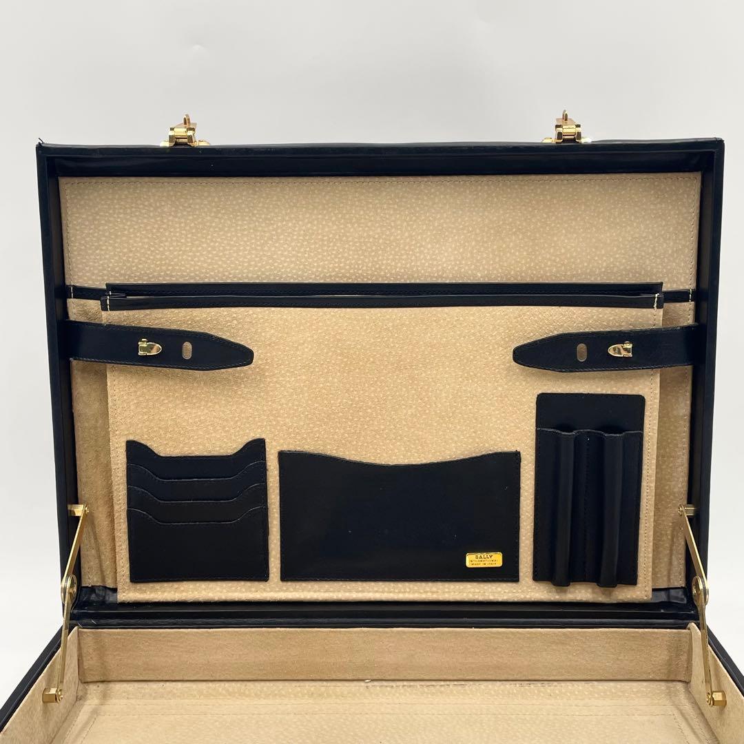 【極美品】BALLYバリーアタッシュケース ビジネスバッグ パイロットケース 黒