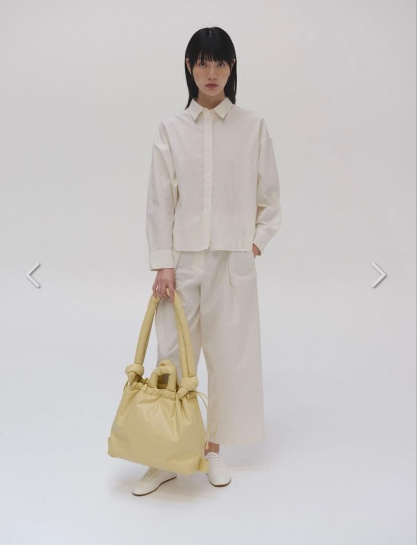 OLEND バターイエロー ショルダーバッグ