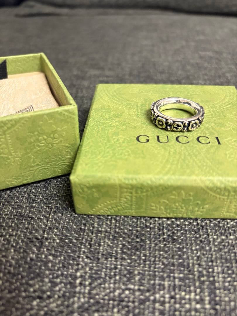 GUCCI シルバー　インターロッキングGフラワーリング　11号