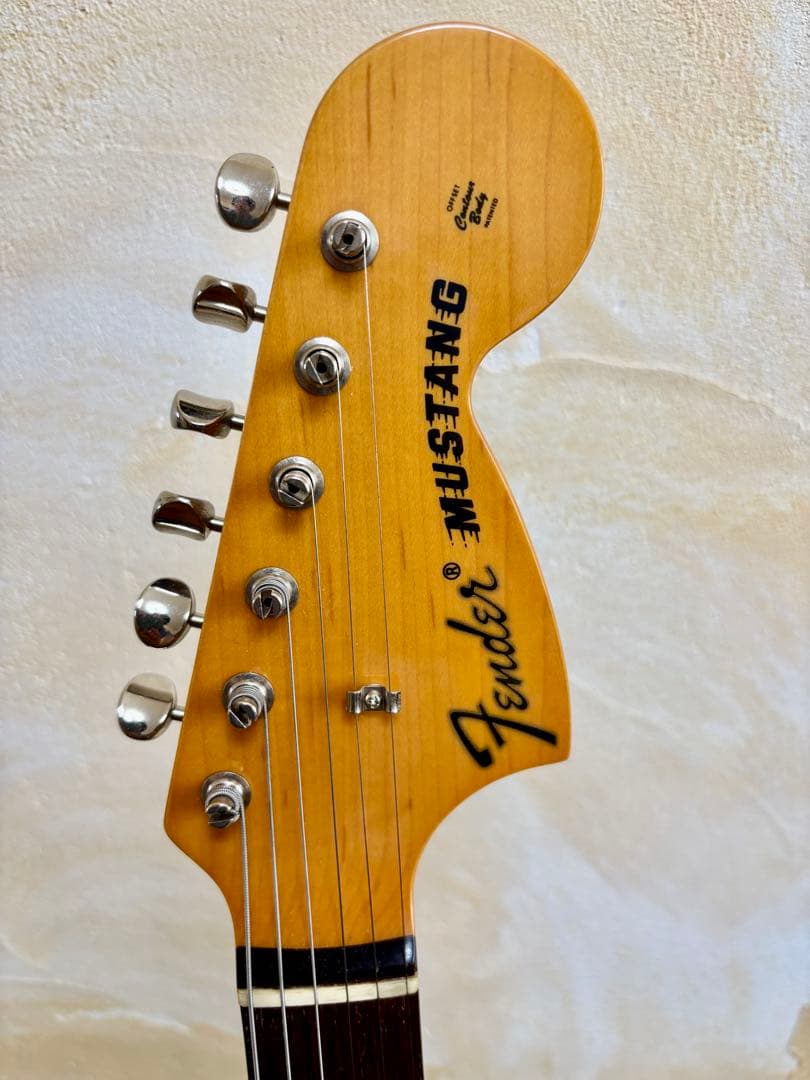 Fender Mustang Japan エレキ レアカラーの希少品♡未使用