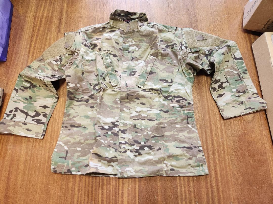 米軍　マルチカム迷彩服　上下帽子ベルトセット　メンズ