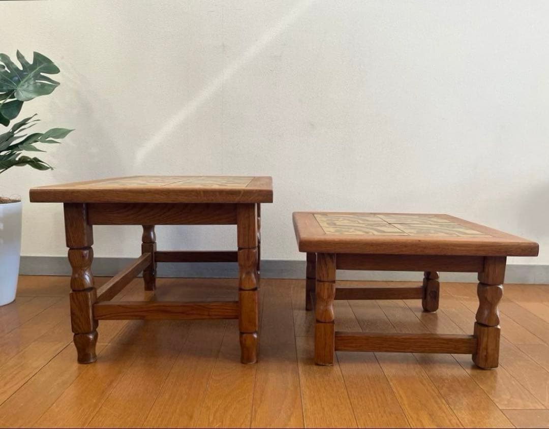 ヴィンテージ　ルーマニア　タイルトップ　ネストテーブル　オーク　サイドテーブル