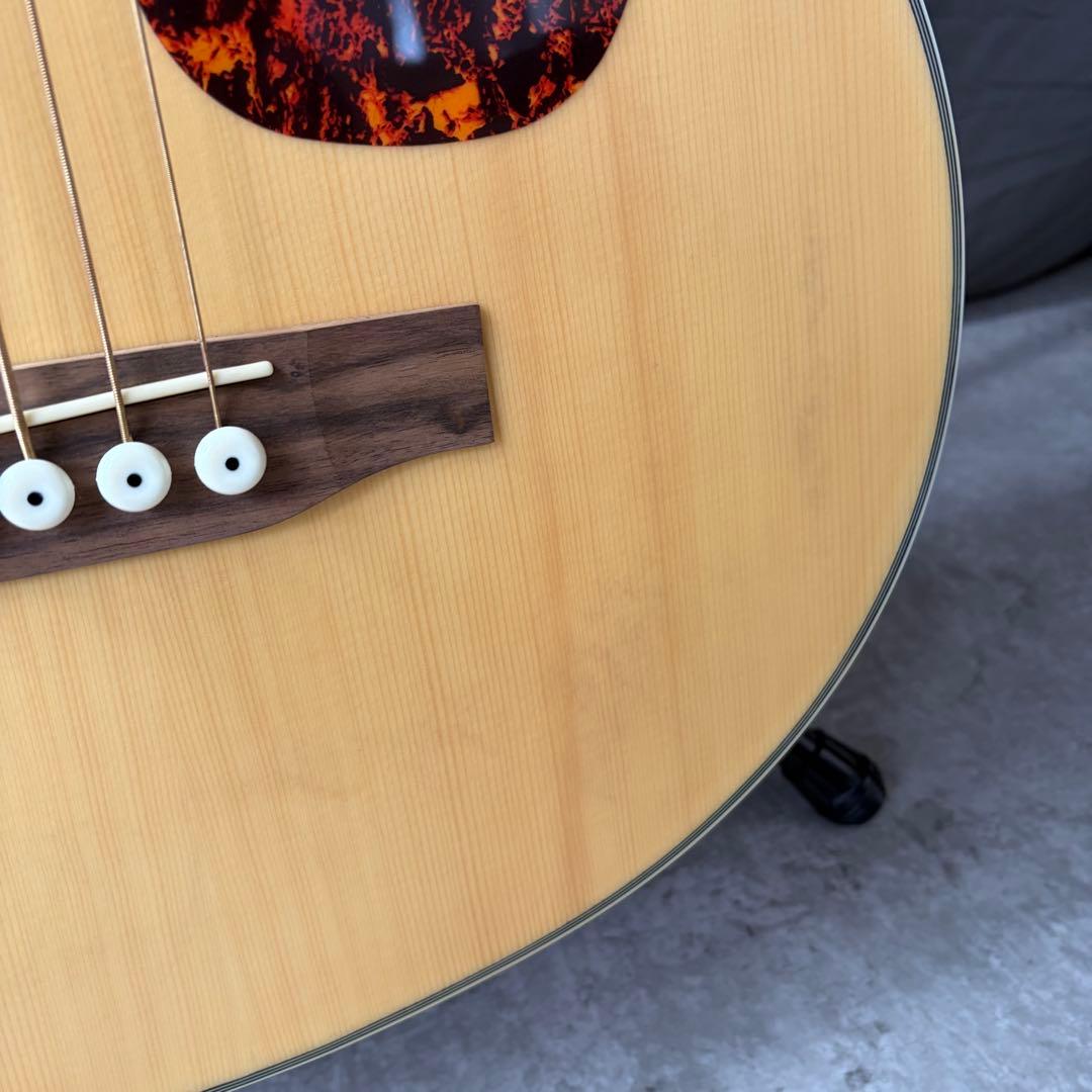 原琉斗 様URIEL UJB-200CE NS アコースティックベース エレアコ