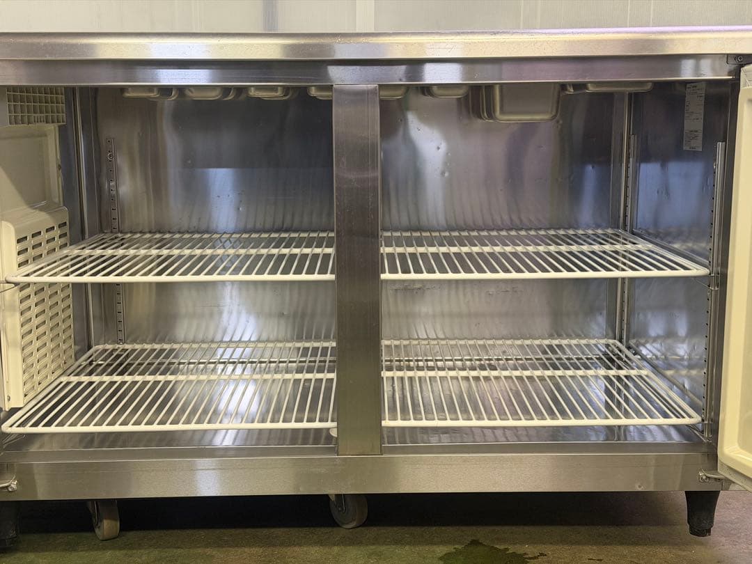 2019年 フクシマサンドイッチテーブル形冷蔵庫 1500x600x800