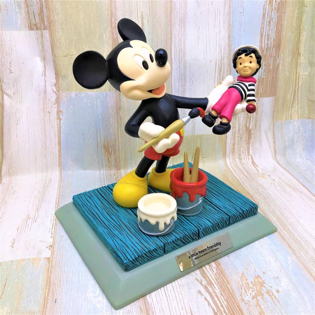 1000体限定★ミッキーマウス イッツアスモールワールド ビッグフィギュア